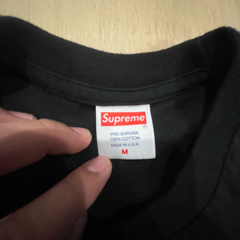 Supreme shirt - Picture 3 of 5